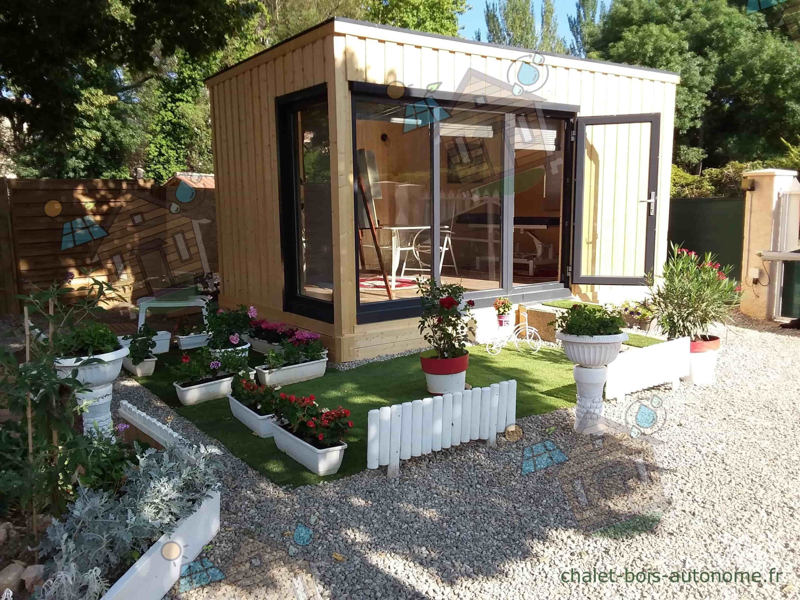 aménager un bureau de jardin en bois